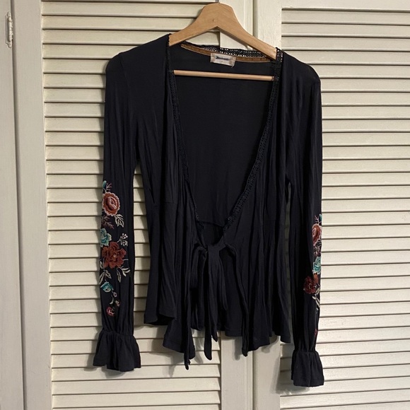 Altar'd State Top - Picture 1 of 4